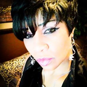 Meet your Posher, Rhonda